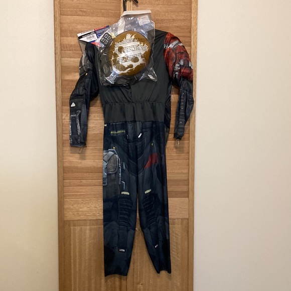 NWT HALO Halloween costume Spartan Emilie Boys size Small 4 6 muscles dress up - Picture 7 of 7